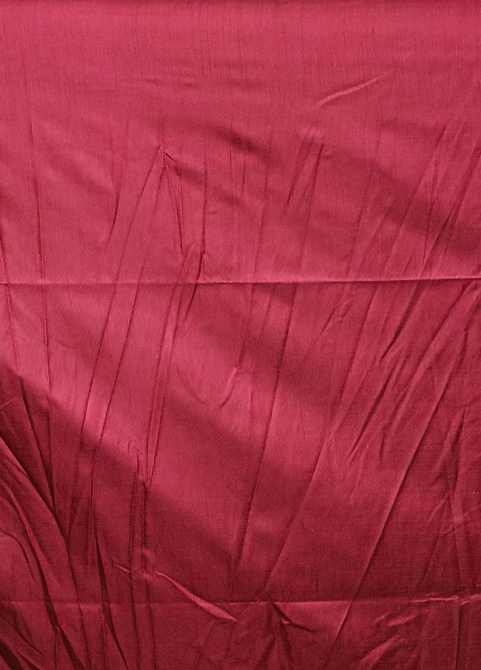 White Dupion Silk Saree With Blouse Piece - Image 5