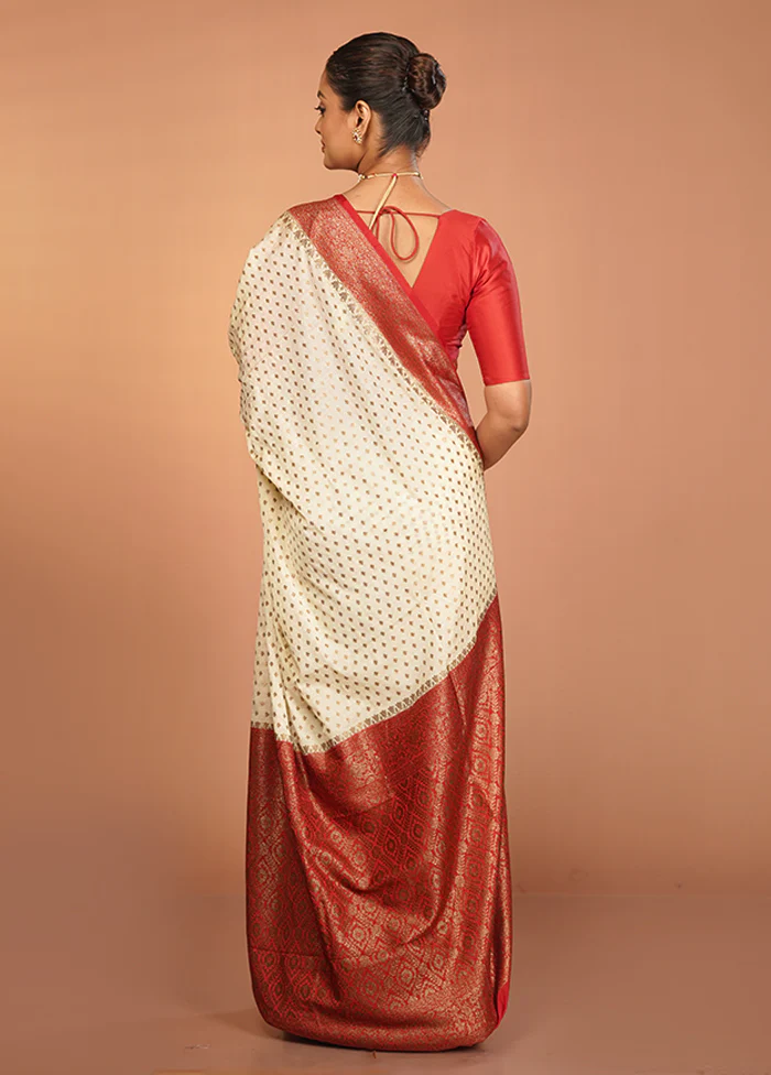 White Dupion Silk Saree With Blouse Piece - Image 3