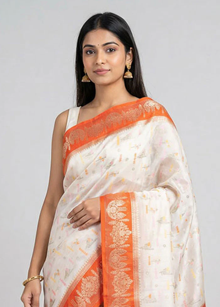 White Dupion Silk Saree With Blouse Piece - Image 2