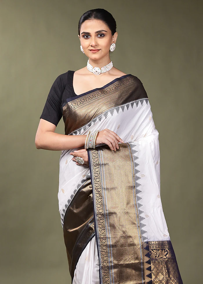 White Gadwal Silk Saree Without Blouse Piece