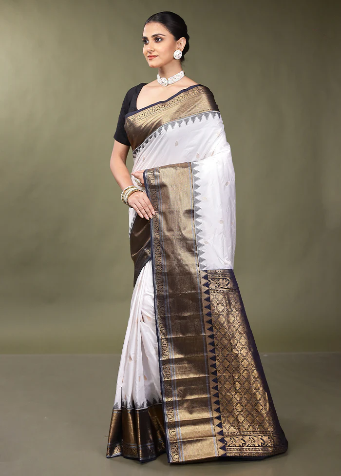 White Gadwal Silk Saree Without Blouse Piece - Image 4