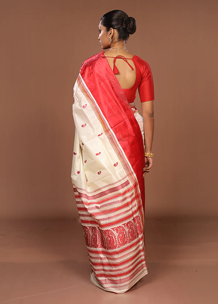 White Garad Pure Silk Saree Without Blouse Piece - Image 3
