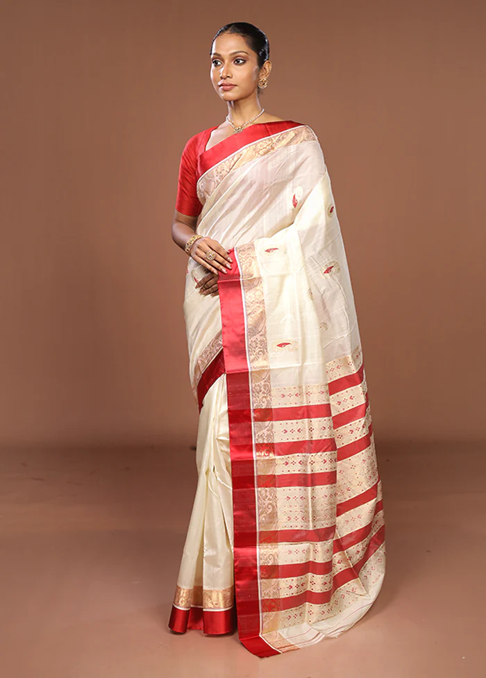 White Garad Pure Silk Saree Without Blouse Piece - Image 4