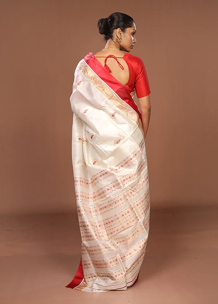 White Garad Pure Silk Saree Without Blouse Piece - Image 3