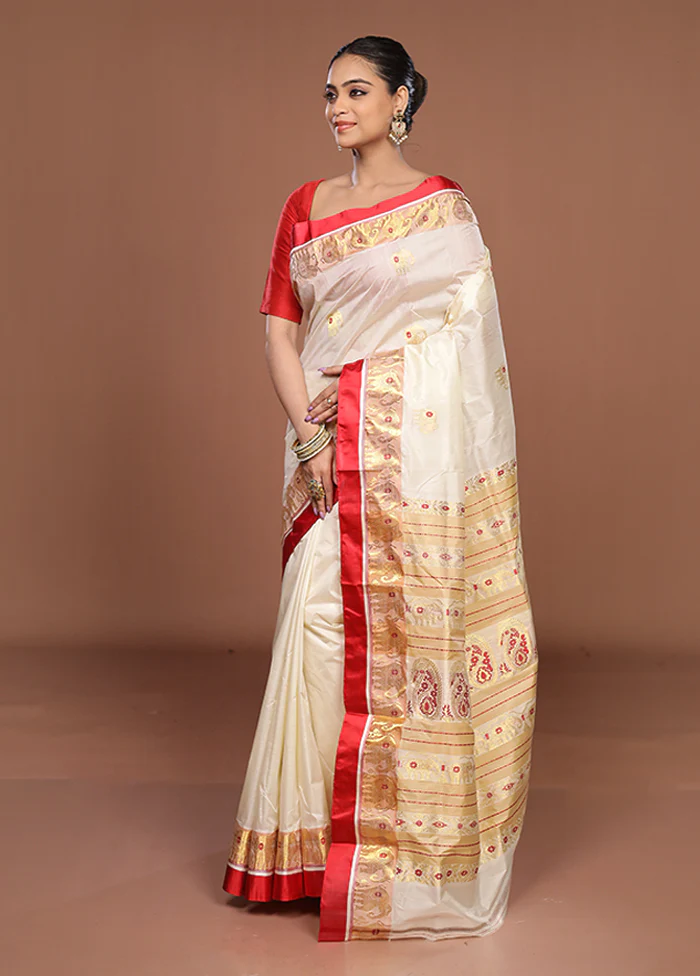 White Garad Pure Silk Saree Without Blouse Piece - Image 4