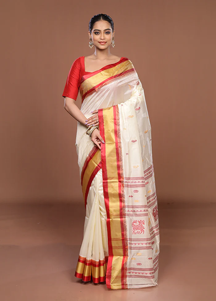 White Garad Silk Saree Without Blouse Piece - Image 2