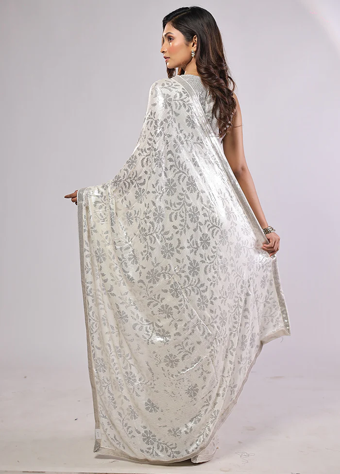 White Georgette Saree With Blouse Piece - Image 4