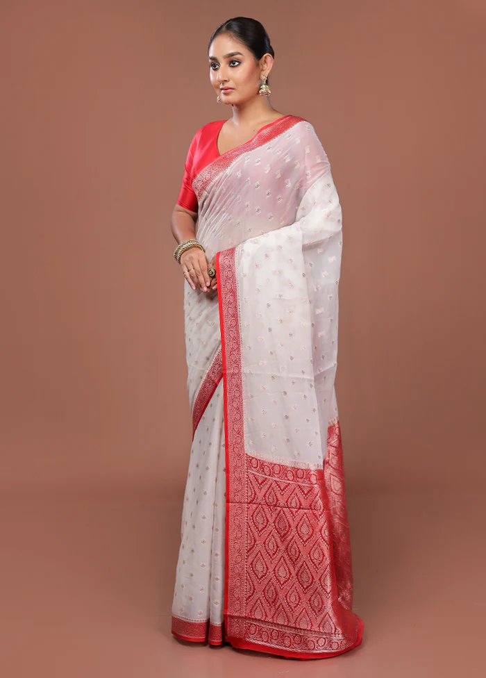 White Georgette Saree With Blouse Piece - Image 4