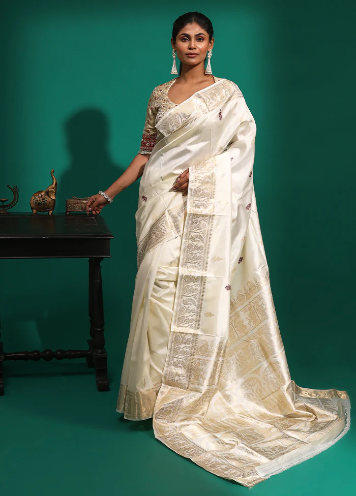 White Handloom Baluchari Pure Silk Saree With Blouse Piece - Image 2
