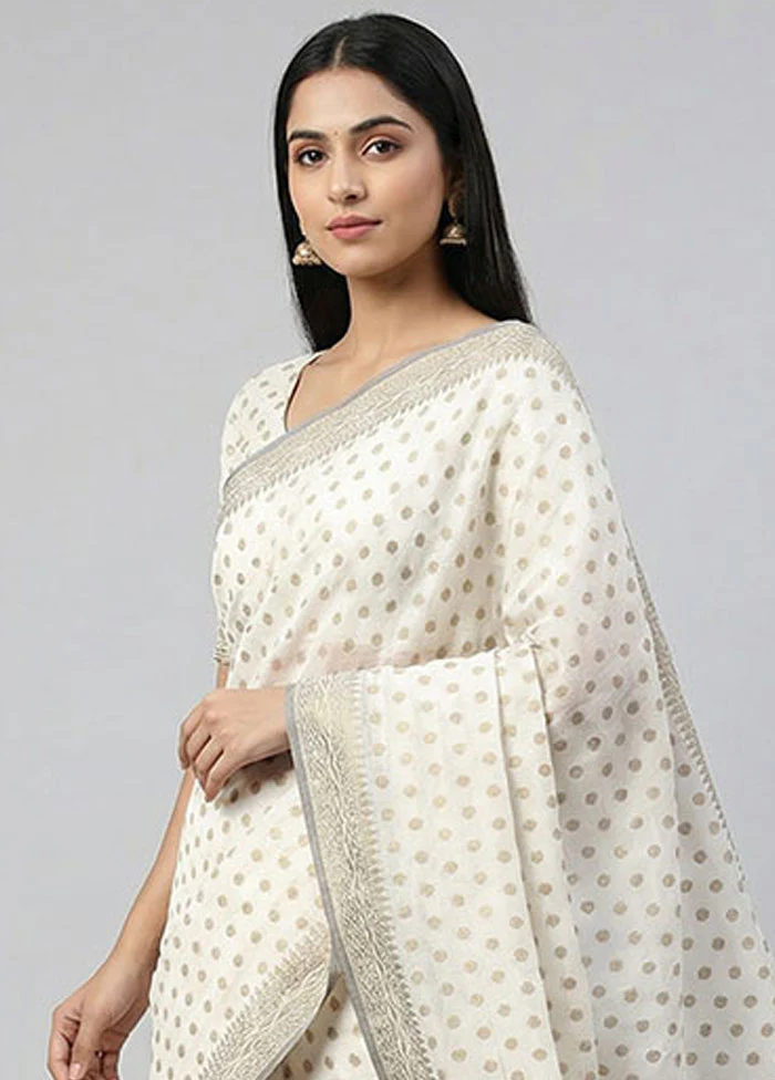 White Handloom Dupion Silk Saree With Blouse Piece - Image 2