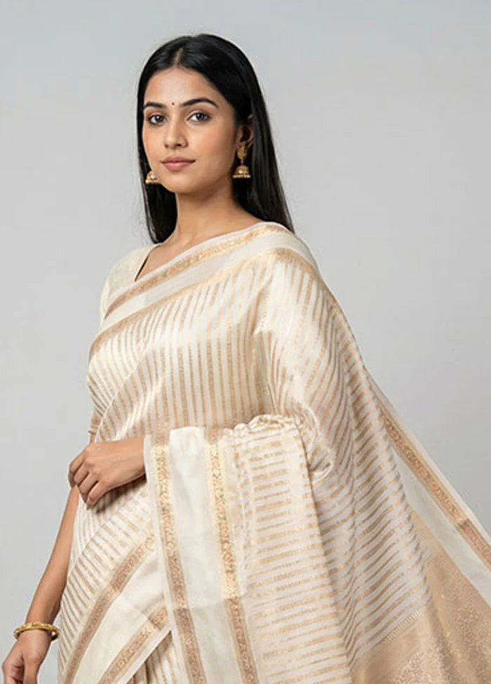 White Handloom Dupion Pure Silk Saree With Blouse Piece - Image 2