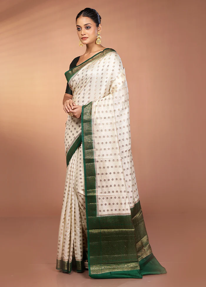 White Handloom Dupion Pure Silk Saree With Blouse Piece - Image 4
