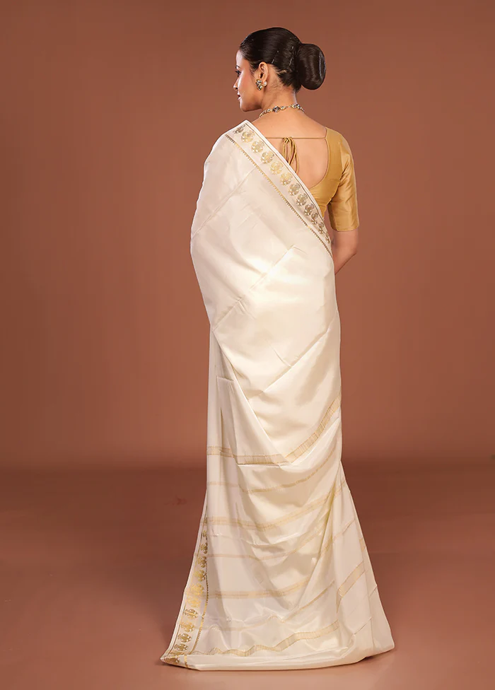 White Handloom Kanchipuram Pure Silk Saree With Blouse Piece - Image 3