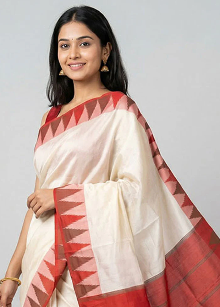 White Handloom Kanjivaram Pure Silk Saree With Blouse Piece - Image 2