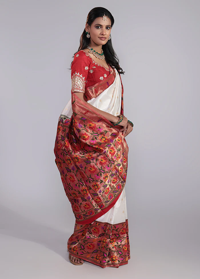 White Handloom Katan Pure Silk Saree With Blouse Piece - Image 4