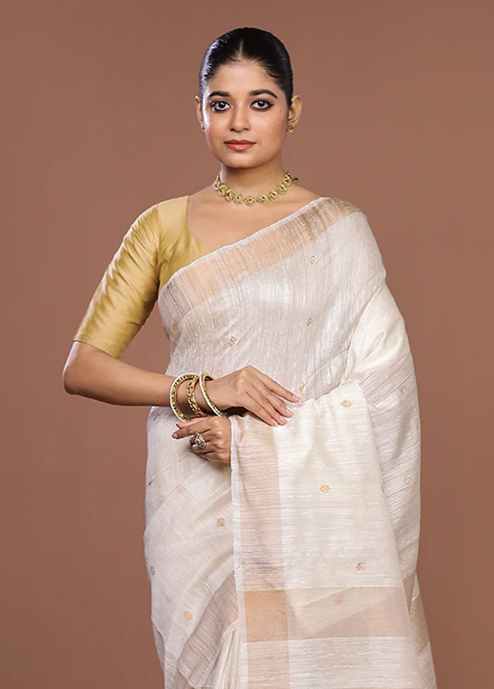White Handloom Matka Pure Silk Saree With Blouse Piece
