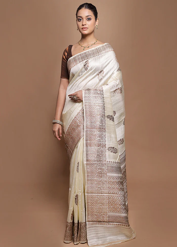 White Handloom Tussar Pure Silk Saree With Blouse Piece