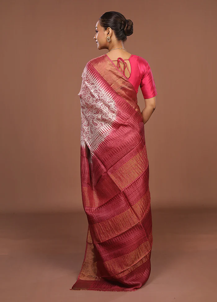 White Handloom Tussar Pure Silk Saree With Blouse Piece - Image 3