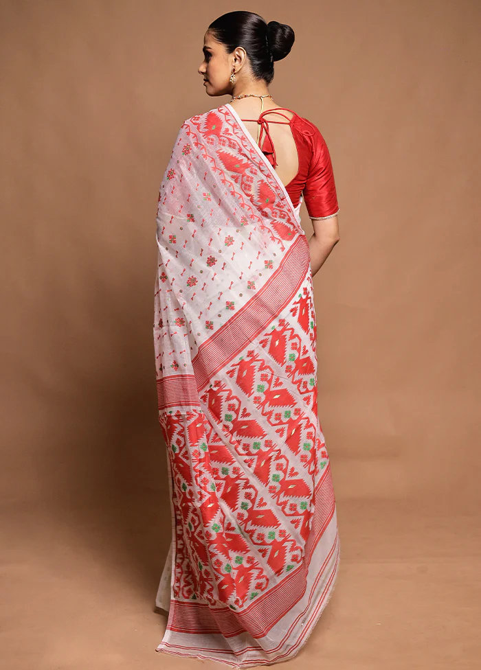 White Tant Jamdani Saree Without Blouse Piece - Image 3