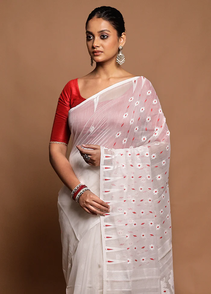 White Tant Jamdani Saree Without Blouse Piece - Image 2