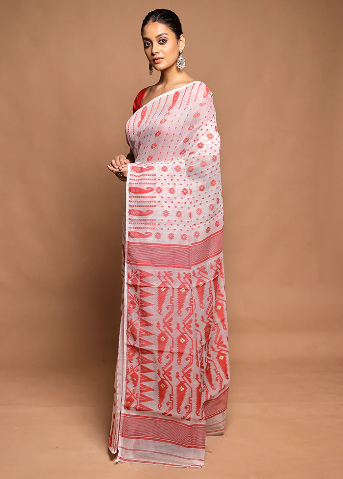 White Tant Jamdani Saree Without Blouse Piece - Image 4