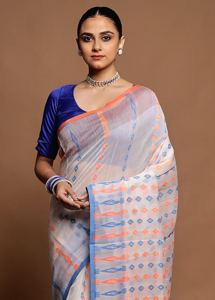 White Tant Jamdani Saree Without Blouse Piece - Image 2