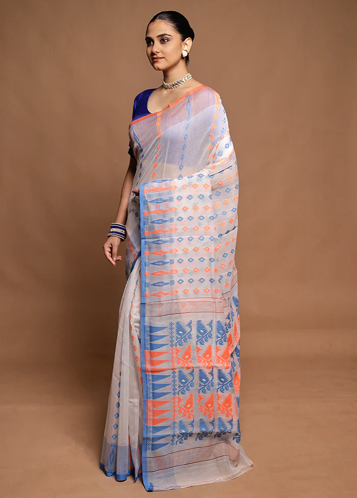 White Tant Jamdani Saree Without Blouse Piece - Image 4