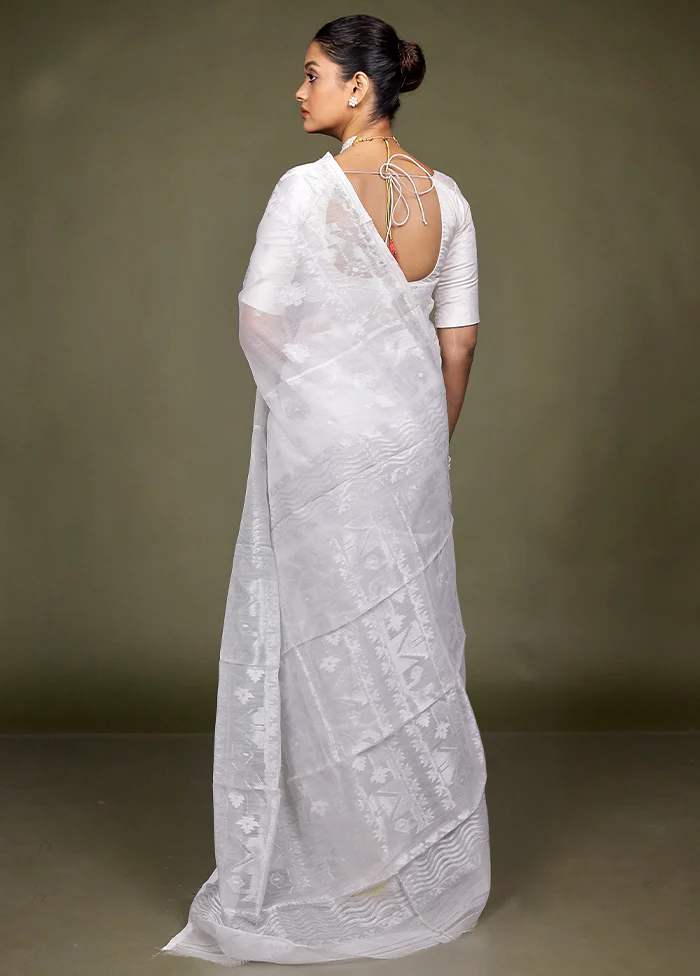 White Tant Jamdani Saree Without Blouse Piece - Image 3