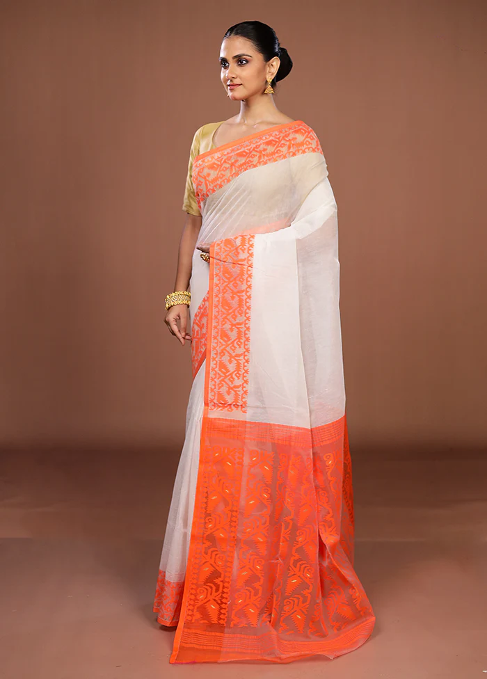 White Jamdani Cotton Saree Without Blouse Piece - Image 4