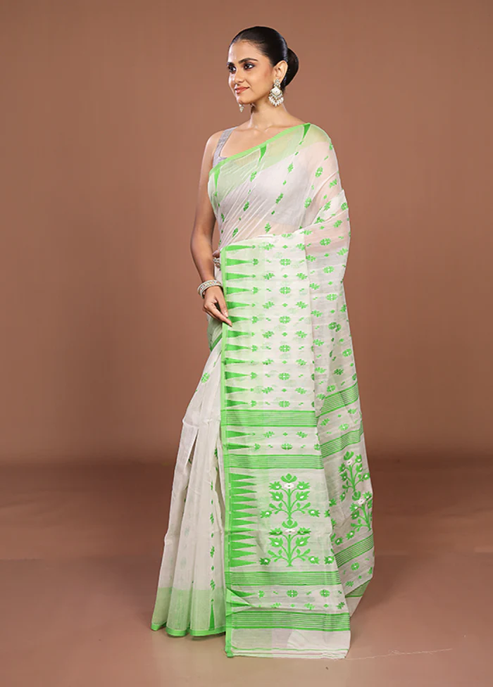 White Jamdani Cotton Saree Without Blouse Piece - Image 4