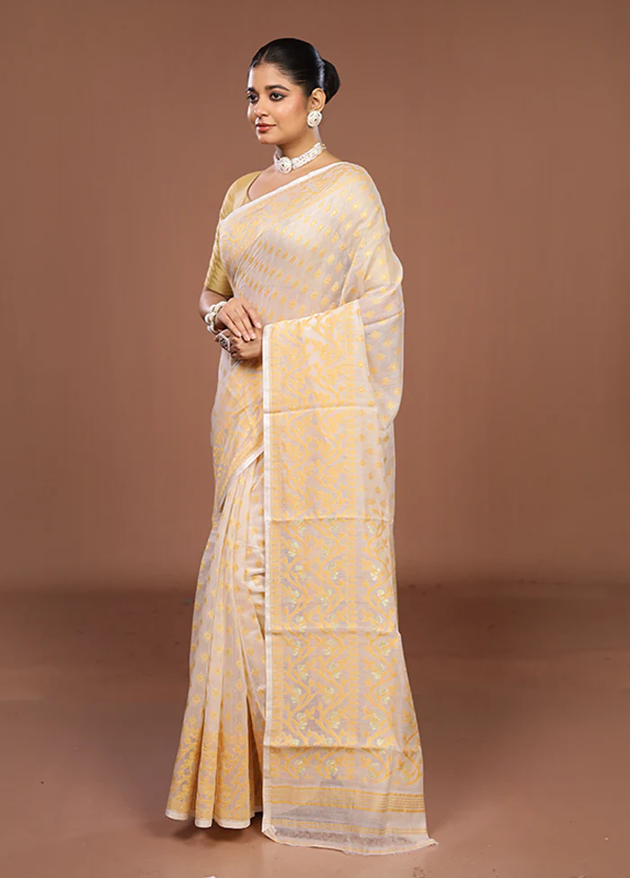 White Jamdani Cotton Saree Without Blouse Piece - Image 4