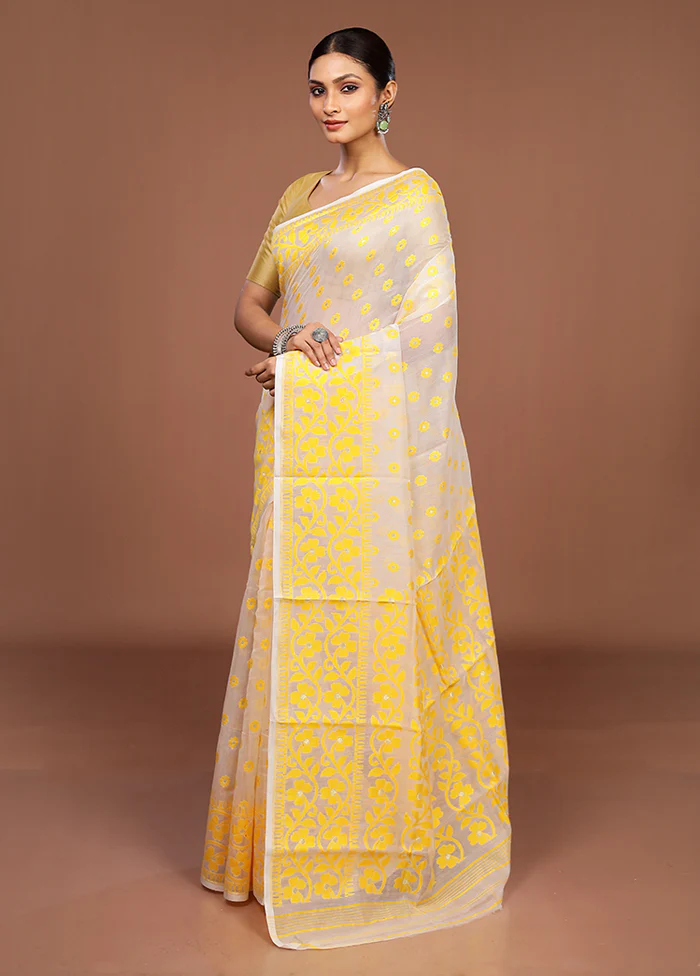 White Jamdani Cotton Saree Without Blouse Piece - Image 4