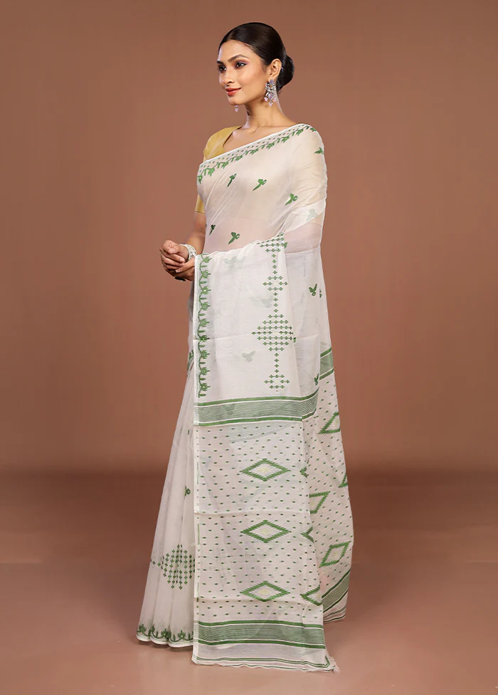 White Jamdani Cotton Saree Without Blouse Piece - Image 4