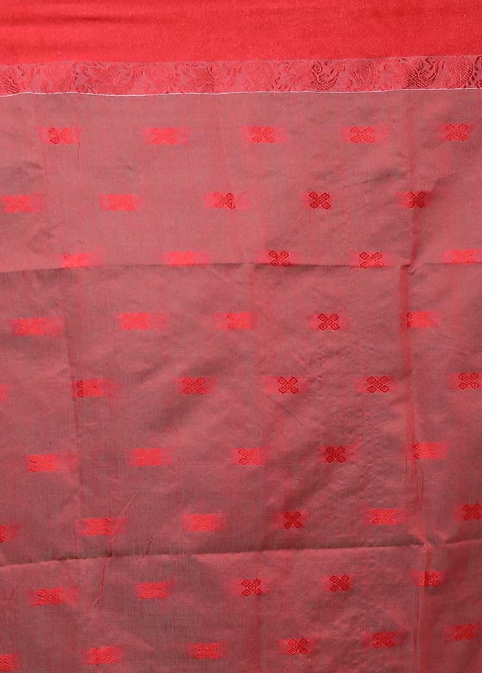 White Matka Silk Saree With Blouse Piece - Image 5