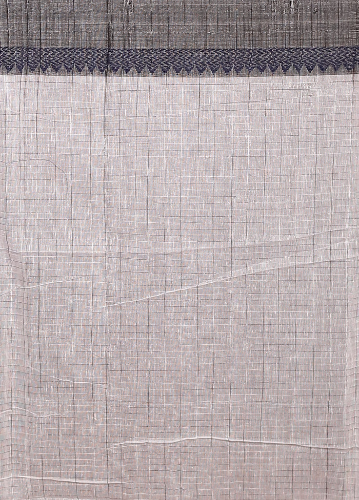White Matka Silk Saree With Blouse Piece - Image 5