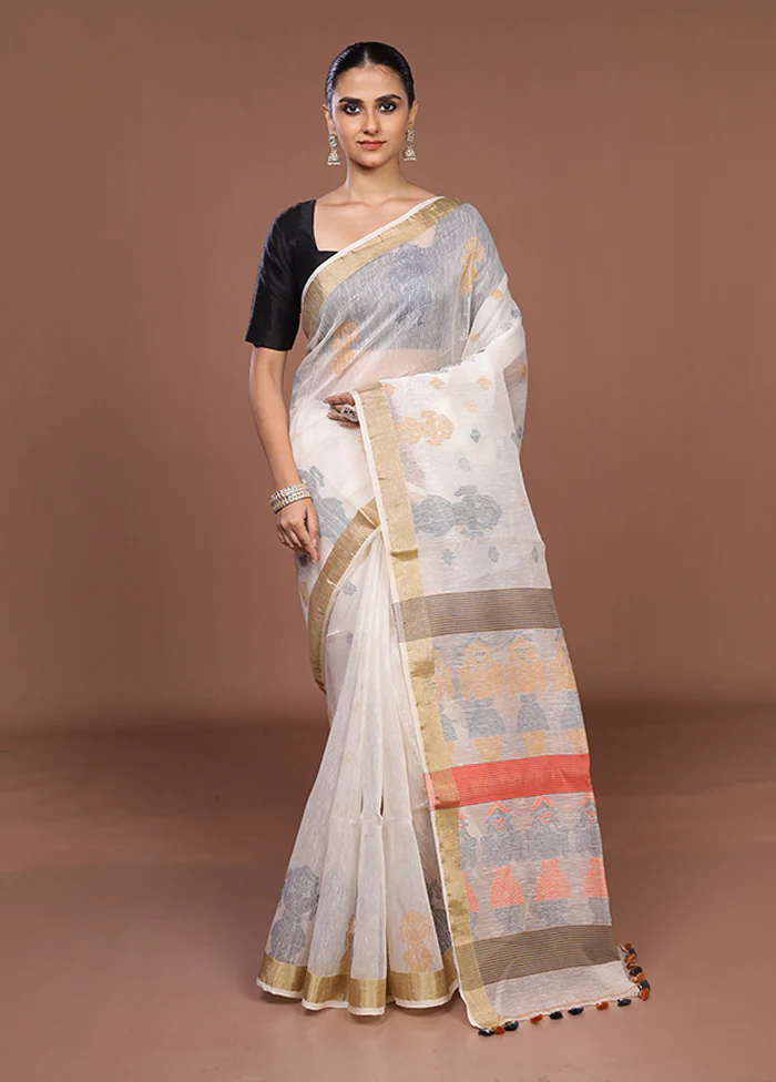 White Matka Silk Saree With Blouse Piece - Image 2