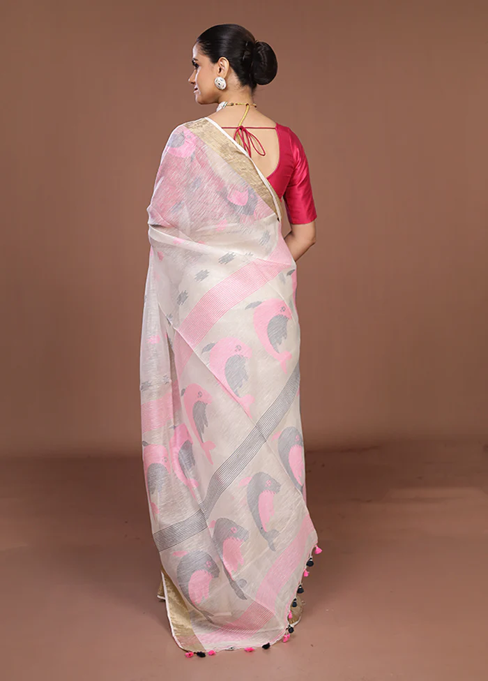 White Matka Silk Saree With Blouse Piece - Image 3