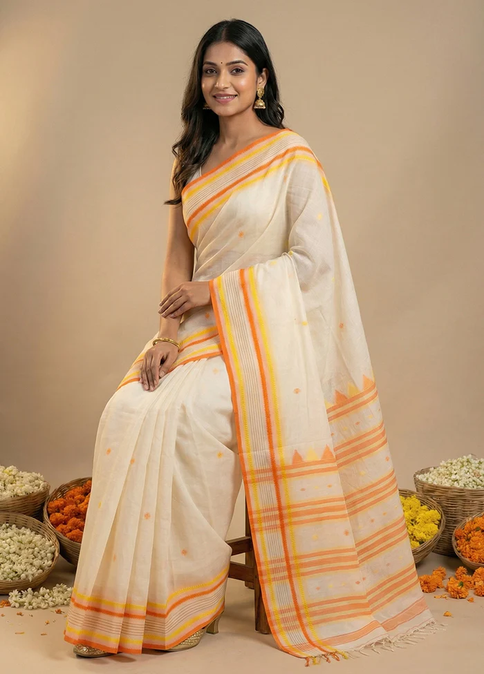 White Matka Silk Saree With Blouse Piece - Image 3