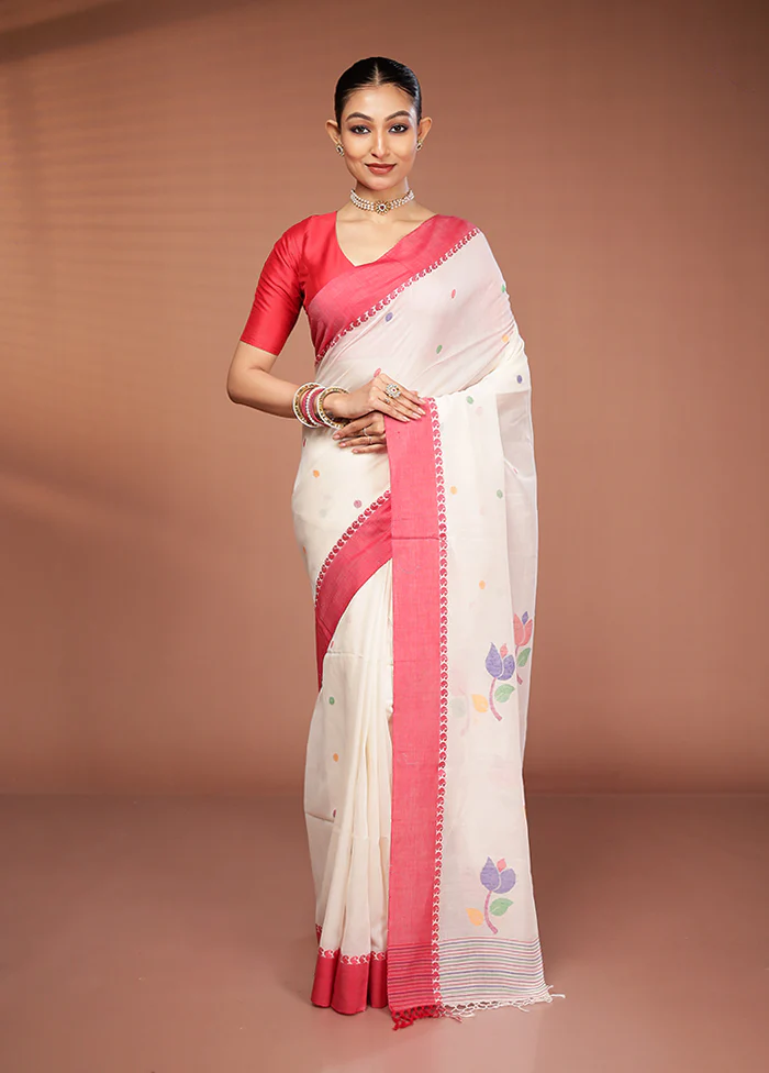 White Matka Silk Saree With Blouse Piece - Image 2