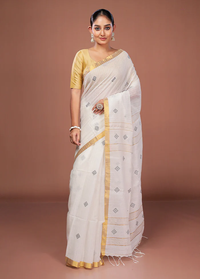 White Matka Silk Saree With Blouse Piece - Image 2