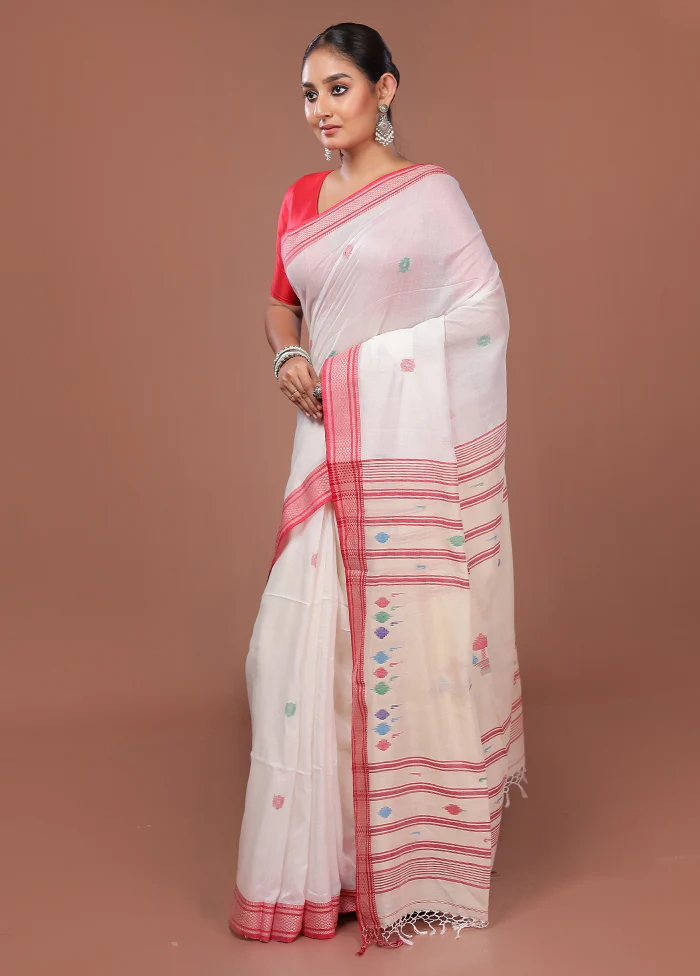White Matka Silk Saree With Blouse Piece - Image 4