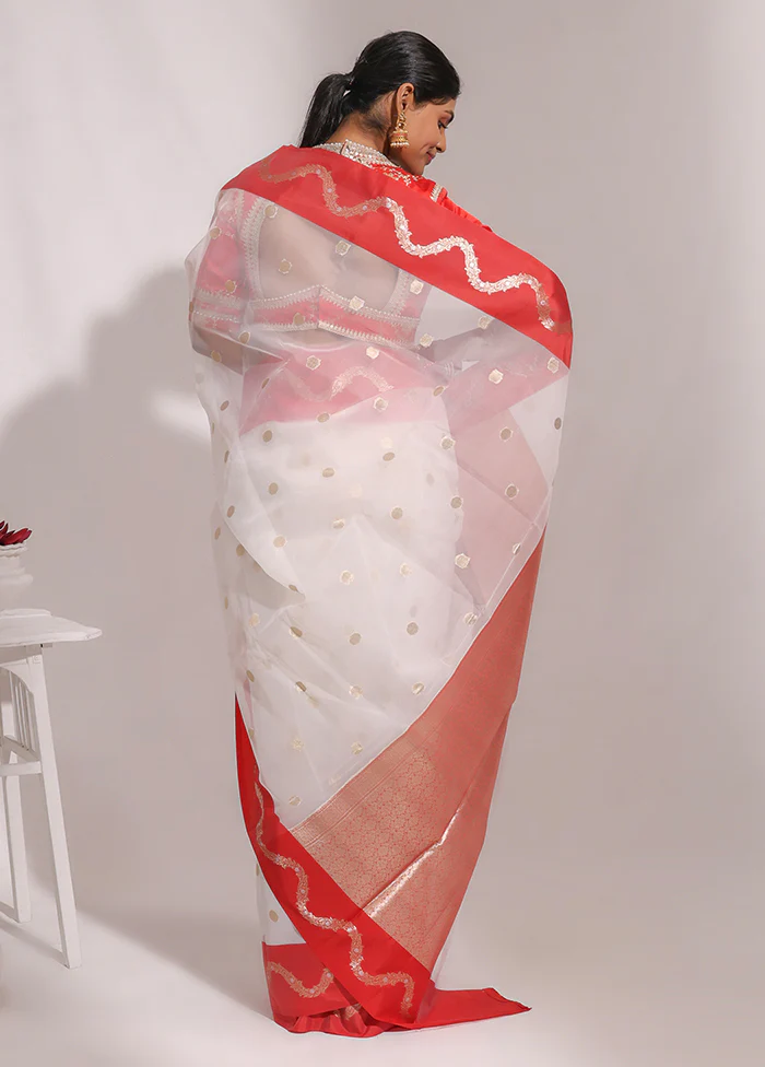 White Organza Saree With Blouse Piece - Image 3