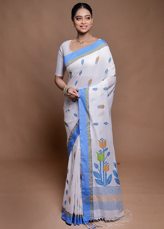 White Pure Cotton Saree With Blouse Piece