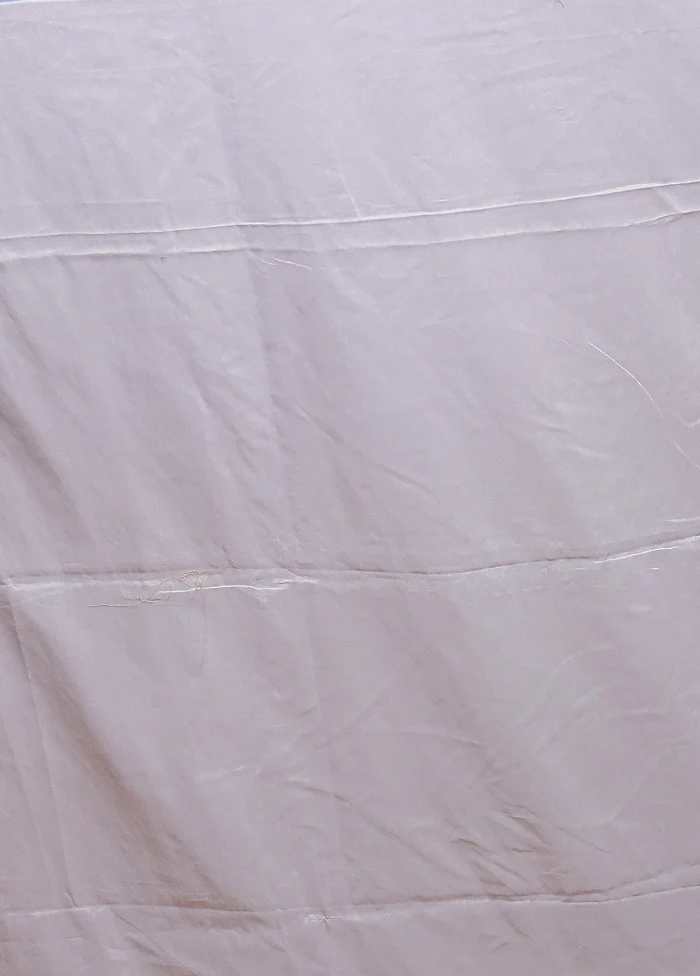 White Pure Cotton Saree With Blouse Piece - Image 5