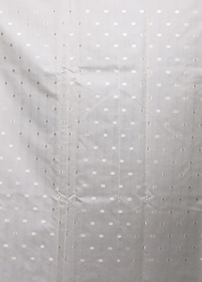 White Pure Kota Cotton Saree With Blouse Piece - Image 5