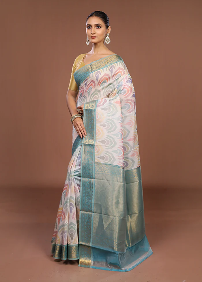 White Pure Cotton Saree With Blouse Piece - Image 4
