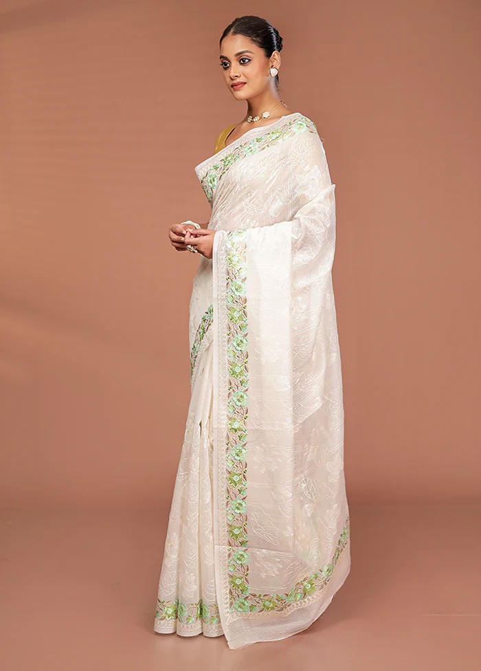 White Pure Cotton Saree With Blouse Piece - Image 4