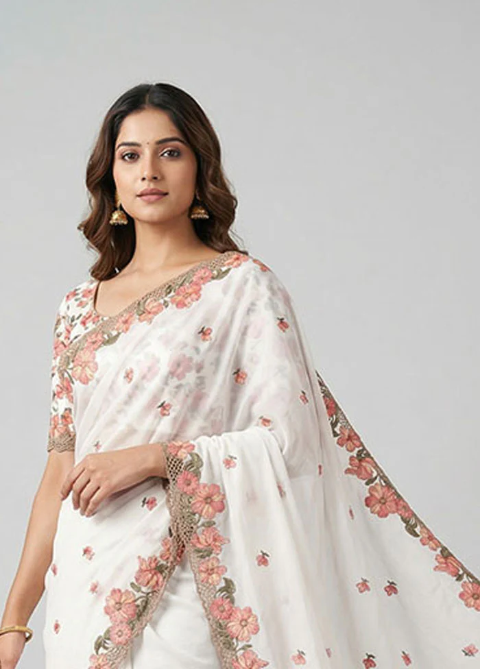 White Tussar Silk Saree With Blouse Piece - Image 2
