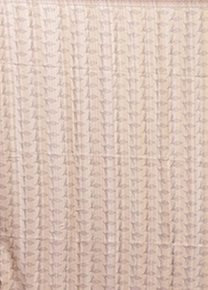 White Tussar Silk Saree With Blouse Piece - Image 5