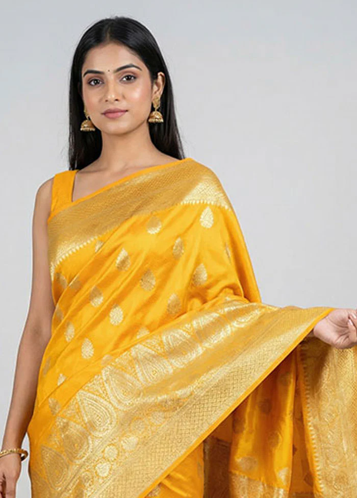 Yellow Banarasi Silk Saree With Blouse Piece - Image 2